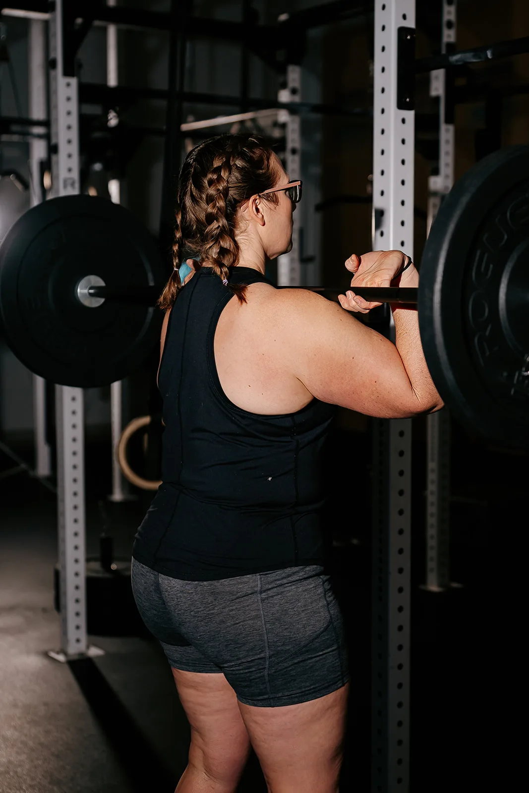 Woman lifting at Elevate Motion Gym